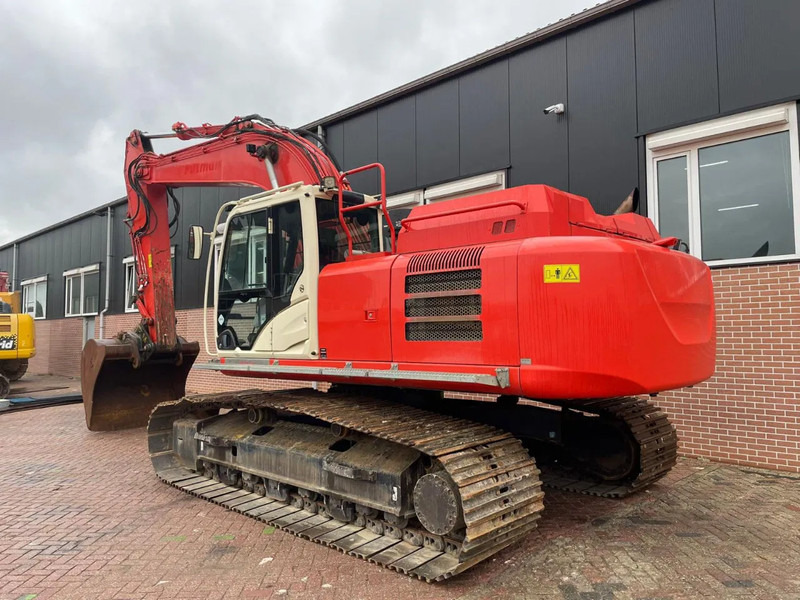 Hitachi ZX300LC-6 - حفارات زحافة: صور 3 Hitachi ZX300LC-6 - حفارات زحافة: صور 3