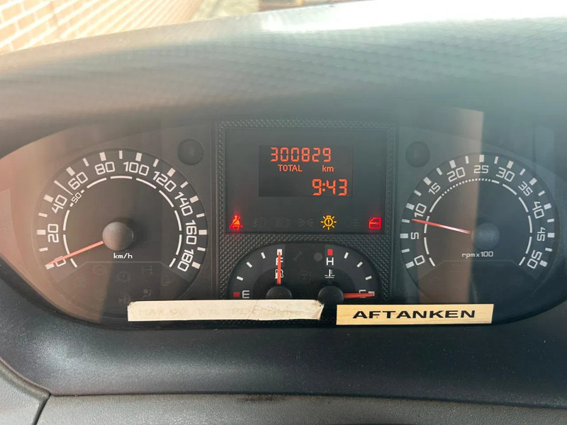 Iveco Daily 40 C18 - شاحنة جرار: صور 5 Iveco Daily 40 C18 - شاحنة جرار: صور 5