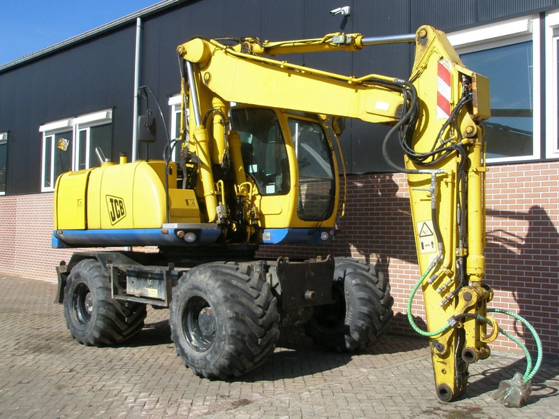 JCB JS175W - حفارة على عجلات: صور 4 JCB JS175W - حفارة على عجلات: صور 4