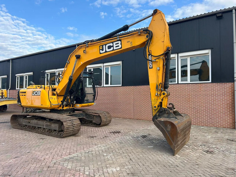 JCB JS220LC - حفارات زحافة: صور 2 JCB JS220LC - حفارات زحافة: صور 2