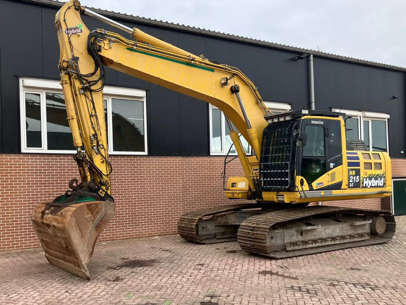Komatsu HB215LC-2 - حفارات زحافة: صور 1 Komatsu HB215LC-2 - حفارات زحافة: صور 1