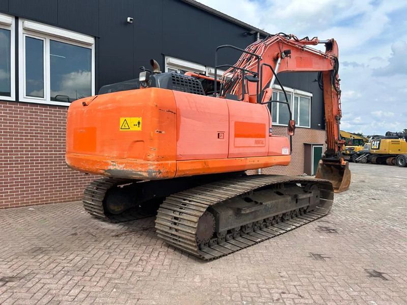 Komatsu PC 210LC-10 - حفارات زحافة: صور 2 Komatsu PC 210LC-10 - حفارات زحافة: صور 2