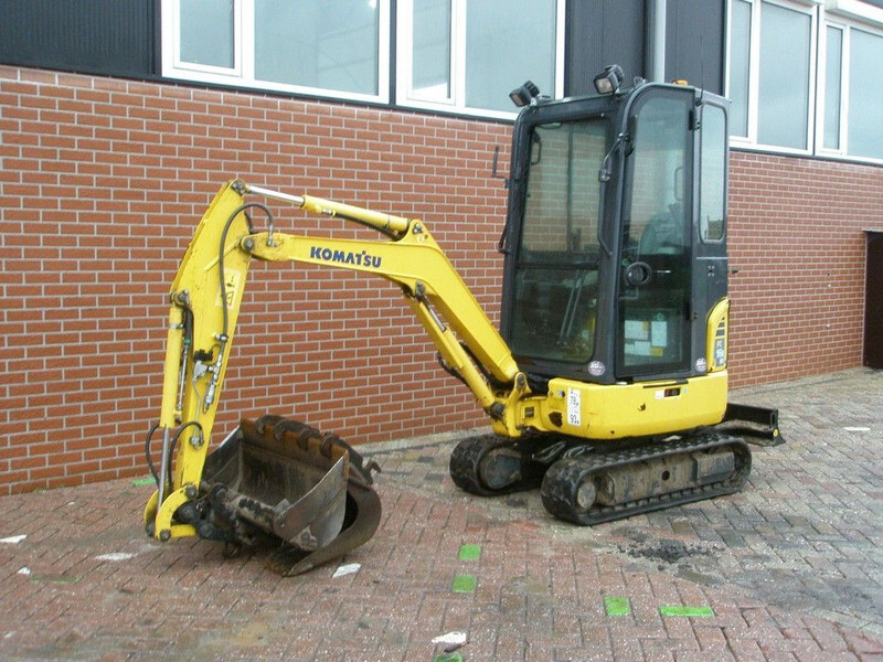 Komatsu PC16R-3HS - حفارة مصغرة: صور 1 Komatsu PC16R-3HS - حفارة مصغرة: صور 1