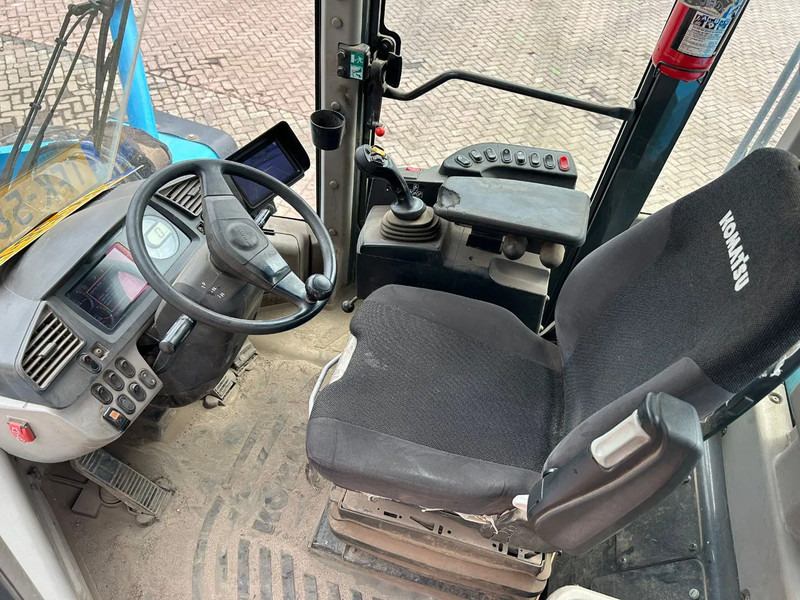 Komatsu WA470-7 - اللودر بعجل: صور 5 Komatsu WA470-7 - اللودر بعجل: صور 5