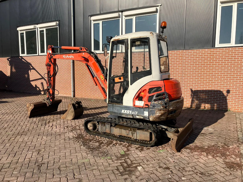 Kubota KX91-3a - حفارة مصغرة: صور 4 Kubota KX91-3a - حفارة مصغرة: صور 4