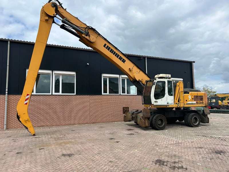 Liebherr A934C - حفارة النقل والشحن: صور 1 Liebherr A934C - حفارة النقل والشحن: صور 1