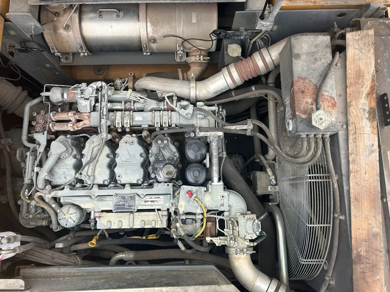 Liebherr LH50M - حفارة النقل والشحن: صور 5 Liebherr LH50M - حفارة النقل والشحن: صور 5