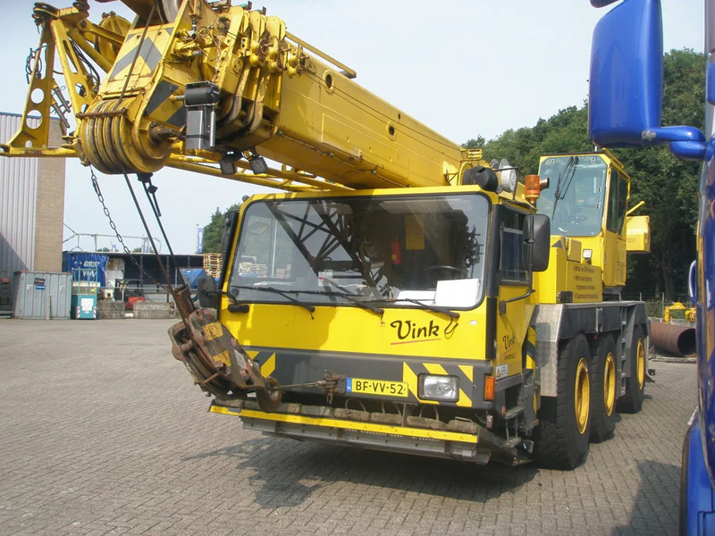 Liebherr LTM1040 - رافعة لجميع التضاريس: صور 2 Liebherr LTM1040 - رافعة لجميع التضاريس: صور 2
