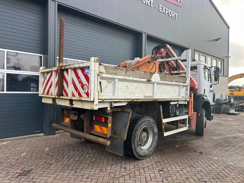 Mercedes-Benz 2024 - قلابات: صور 3 Mercedes-Benz 2024 - قلابات: صور 3