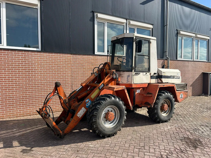 Schaeff SKL851 - اللودر بعجل: صور 1 Schaeff SKL851 - اللودر بعجل: صور 1