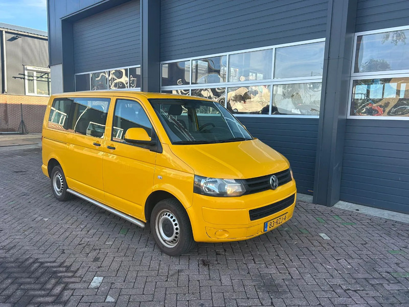 Volkswagen Transporter Kombi - حافلة: صور 3 Volkswagen Transporter Kombi - حافلة: صور 3