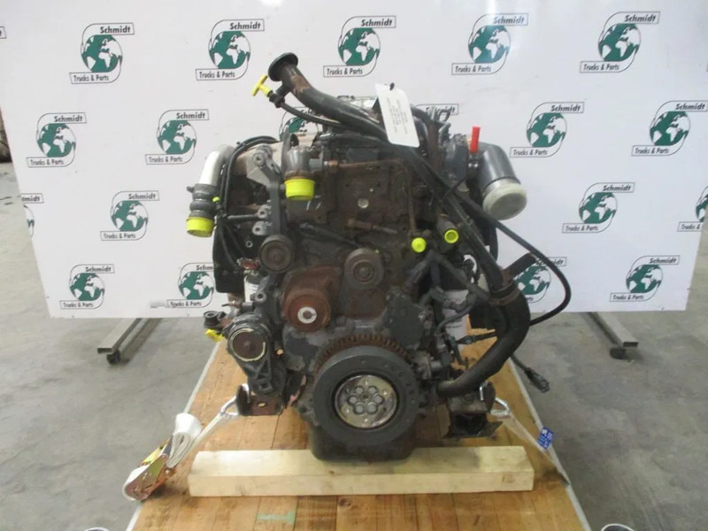 DAF 21987911 // 1700758// 1703163 // FR 136 U2 DAF LF MOTOR - المحرك - شاحنة: صور 2 DAF 21987911 // 1700758// 1703163 // FR 136 U2 DAF LF MOTOR - المحرك - شاحنة: صور 2