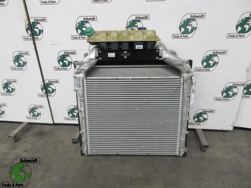 MAN 81.06100-6936/81.06130-0243 NIEUWE RADIATEUR MODEL 2022 - المشعاع - شاحنة: صور 1 MAN 81.06100-6936/81.06130-0243 NIEUWE RADIATEUR MODEL 2022 - المشعاع - شاحنة: صور 1