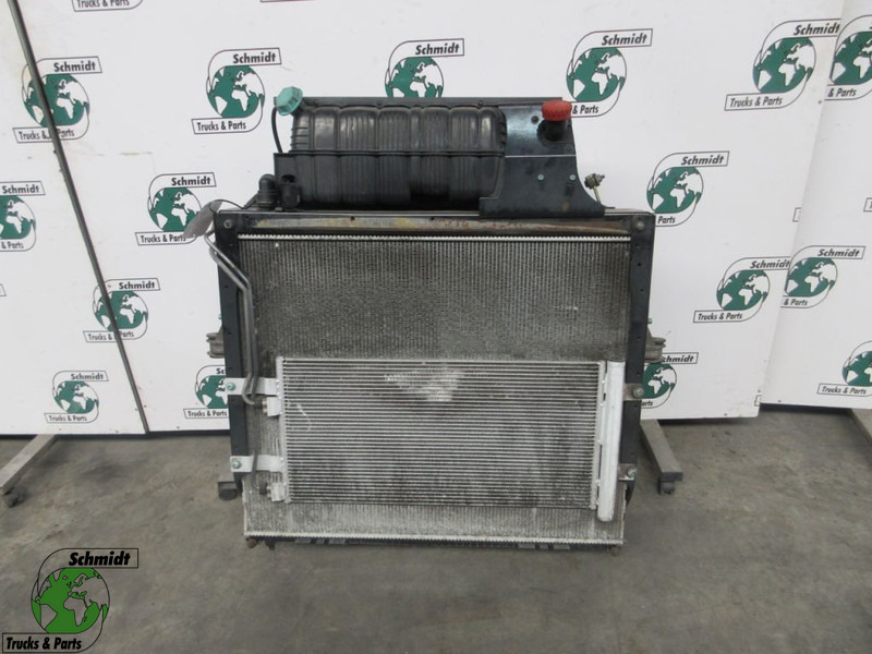 MAN 81.06101-0076 - 81.06101-0073 / RADIATEUR TGS EURO 6 - المشعاع - شاحنة: صور 1 MAN 81.06101-0076 - 81.06101-0073 / RADIATEUR TGS EURO 6 - المشعاع - شاحنة: صور 1