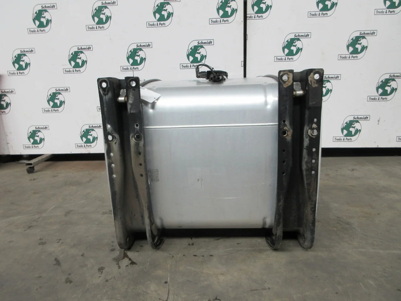 MAN 81.12201-5912 DIESELTANK 310 LITER MAN TGS EURO 6 MODEL 2020 - خزان وقود - شاحنة: صور 3 MAN 81.12201-5912 DIESELTANK 310 LITER MAN TGS EURO 6 MODEL 2020 - خزان وقود - شاحنة: صور 3