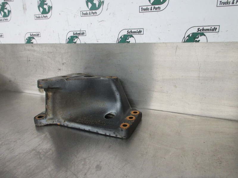 MAN 81.46110-0168 STUURHUIS BRACKT TGS 4X4 EURO 6 - قيادة السيارة - شاحنة: صور 3 MAN 81.46110-0168 STUURHUIS BRACKT TGS 4X4 EURO 6 - قيادة السيارة - شاحنة: صور 3
