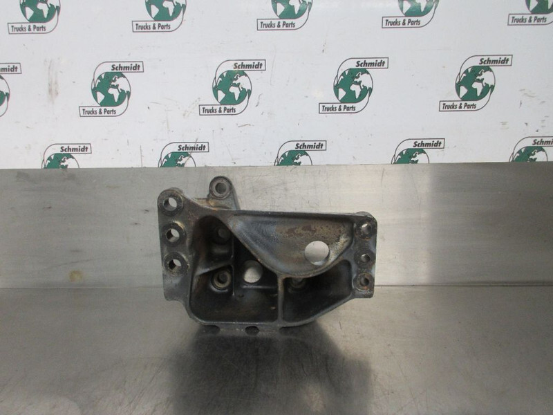 MAN 81.46110-0168 STUURHUIS BRACKT TGS 4X4 EURO 6 - قيادة السيارة - شاحنة: صور 4 MAN 81.46110-0168 STUURHUIS BRACKT TGS 4X4 EURO 6 - قيادة السيارة - شاحنة: صور 4