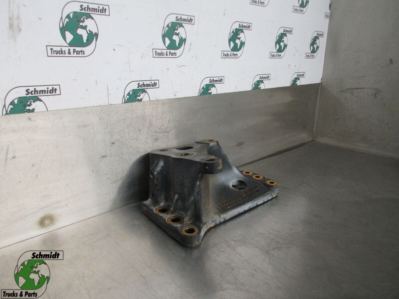 MAN 81.46110-0168 STUURHUIS BRACKT TGS 4X4 EURO 6 - قيادة السيارة - شاحنة: صور 1 MAN 81.46110-0168 STUURHUIS BRACKT TGS 4X4 EURO 6 - قيادة السيارة - شاحنة: صور 1