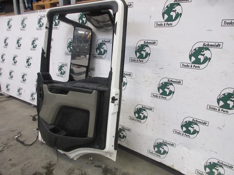 MAN 81.62600-4140 // 81.62600-4144 MAN TGS 18.430 MODEL 2023 RECHTS - باب و قطع الغيار - شاحنة: صور 4 MAN 81.62600-4140 // 81.62600-4144 MAN TGS 18.430 MODEL 2023 RECHTS - باب و قطع الغيار - شاحنة: صور 4