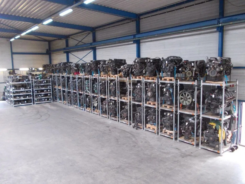 المحرك - شاحنة Mercedes-Benz A 002 010 65 00 // OM 470.906LA MERCEDES BENZ 1843 EURO 6: صور 10