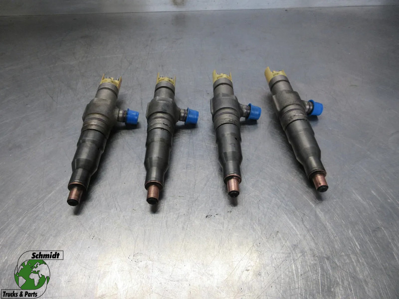 Mercedes-Benz A 936 070 17 87 // A 936 070 21 87 // A 936 178 70 02 INJECTORS DEMO MERCEDES OM 936LA EURO 6 - فلتر الوقود - شاحنة: صور 1 Mercedes-Benz A 936 070 17 87 // A 936 070 21 87 // A 936 178 70 02 INJECTORS DEMO MERCEDES OM 936LA EURO 6 - فلتر الوقود - شاحنة: صور 1