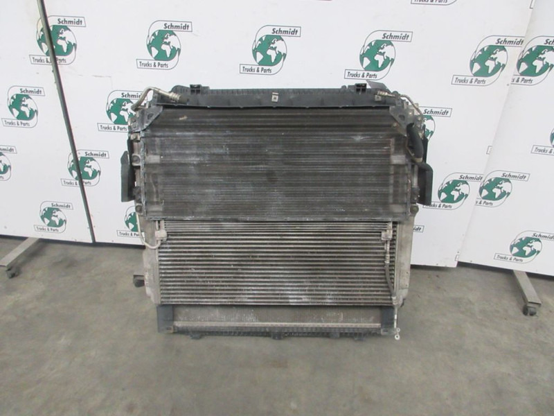 Mercedes-Benz A 960 500 08 01// A 960 500 00 02 RADIATEUR EURO 6 EURO 6 - المشعاع - شاحنة: صور 5 Mercedes-Benz A 960 500 08 01// A 960 500 00 02 RADIATEUR EURO 6 EURO 6 - المشعاع - شاحنة: صور 5