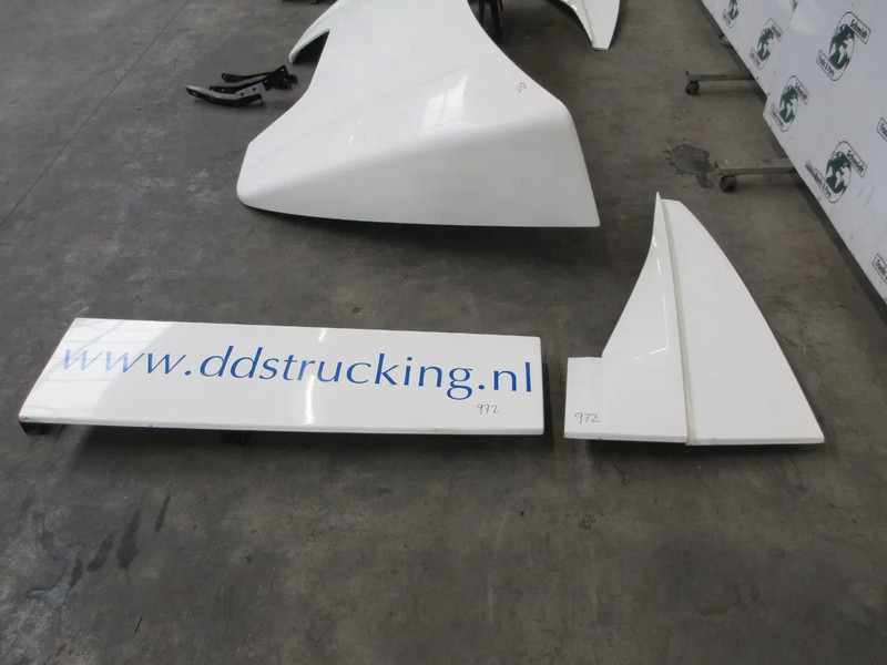 الكابينة والداخلية - شاحنة Mercedes-Benz A 960 790 13 44 // A 960 790 27 65 //A 960 793 83 14 SPOILER SET MERCEDES 1840: صور 6