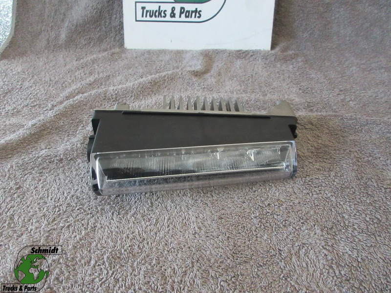 Mercedes-Benz A 960 820 31 56 LED LAMP BUMPER MERCEDES MP4 EURO 6 NIEUWE & EN GEBRUIKT - مصباح الضباب - شاحنة: صور 1 Mercedes-Benz A 960 820 31 56 LED LAMP BUMPER MERCEDES MP4 EURO 6 NIEUWE & EN GEBRUIKT - مصباح الضباب - شاحنة: صور 1
