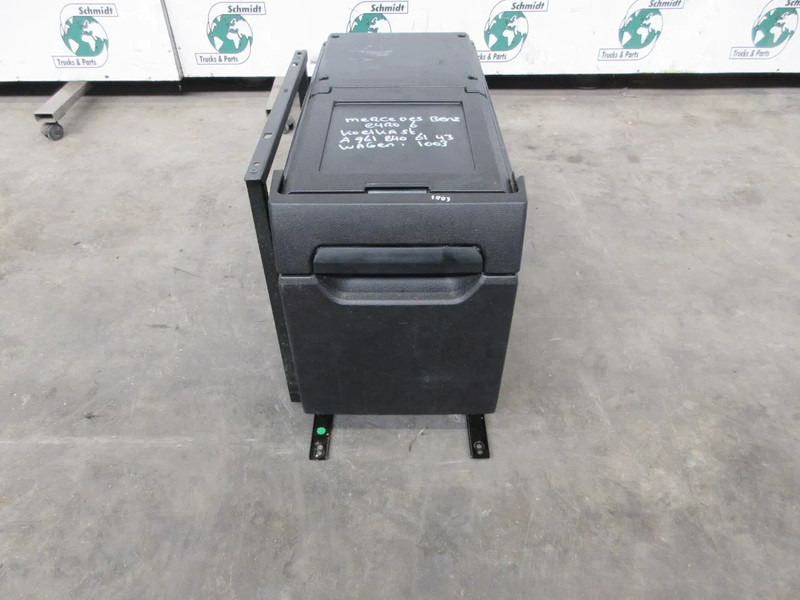 النظام الكهربائي - شاحنة Mercedes-Benz A 961 840 61 43 // A 961 840 61 43 KOELKAST MERCEDES 1842 EURO 6: صور 6