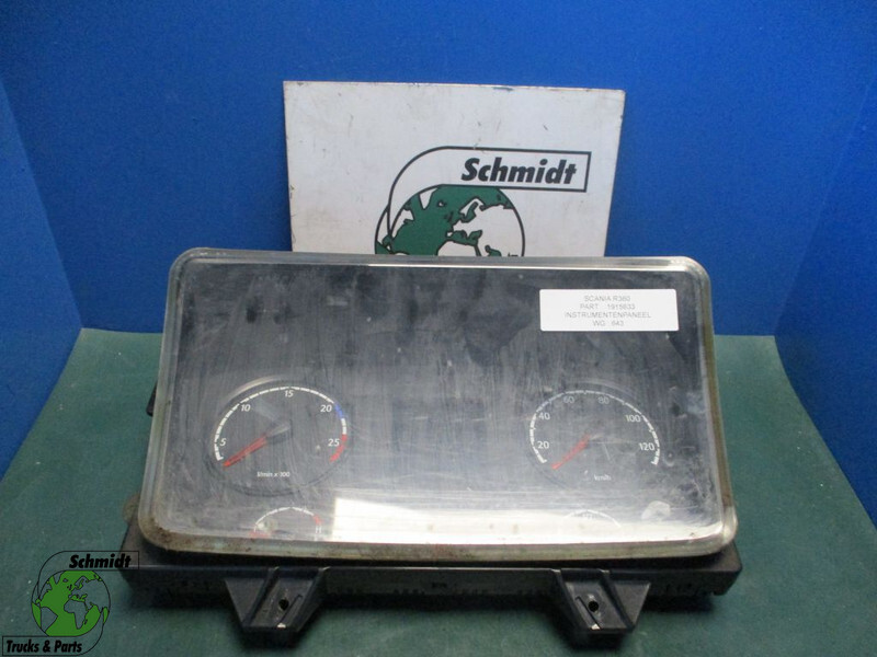 Scania 1915633 instrumentenpaneel R 360 - لوحة القيادة - شاحنة: صور 1 Scania 1915633 instrumentenpaneel R 360 - لوحة القيادة - شاحنة: صور 1