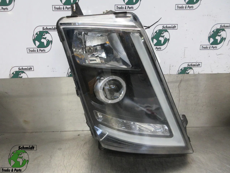 Volvo 22239217 // 82355054 KOPLAMP XENOS VOLVO FH 460 MODEL 2018 - كشافات - شاحنة: صور 1 Volvo 22239217 // 82355054 KOPLAMP XENOS VOLVO FH 460 MODEL 2018 - كشافات - شاحنة: صور 1