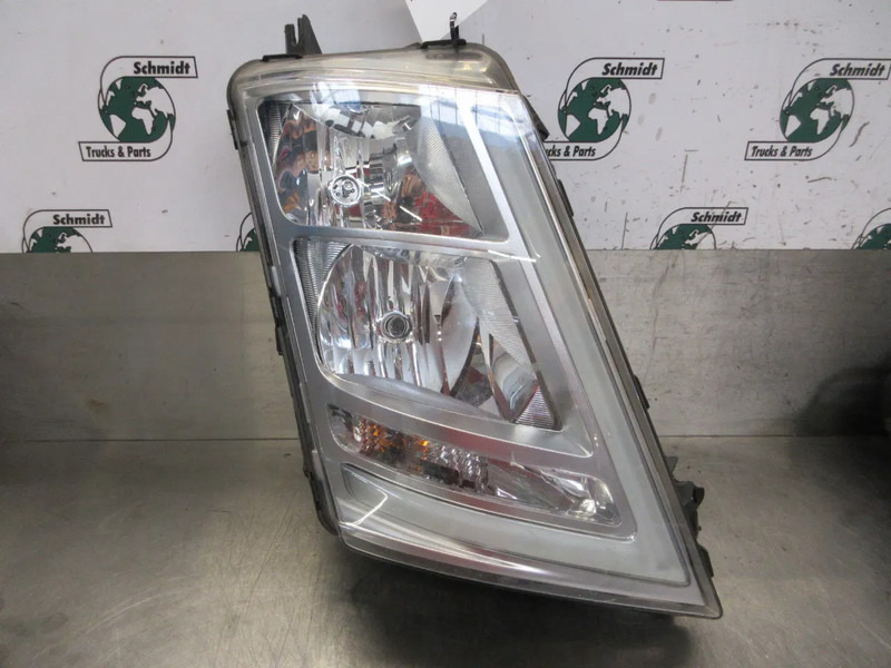 Volvo 2239217 KOPLAMP VOLVO FH 460 RECHTS LICHT BESCHADIG - كشافات - شاحنة: صور 3 Volvo 2239217 KOPLAMP VOLVO FH 460 RECHTS LICHT BESCHADIG - كشافات - شاحنة: صور 3