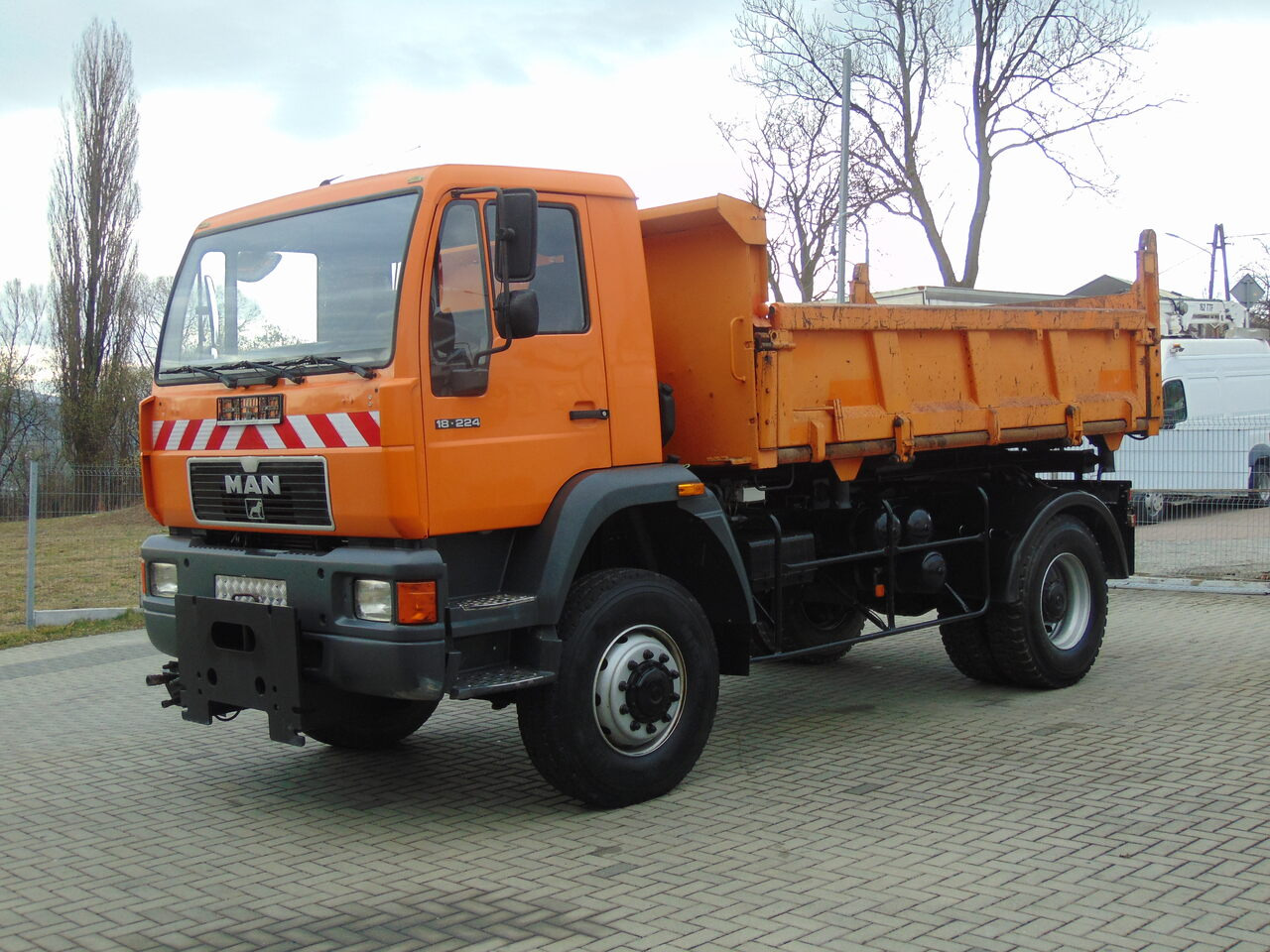 MAN 18-224 4x4 KIPER - قلابات: صور 1 MAN 18-224 4x4 KIPER - قلابات: صور 1