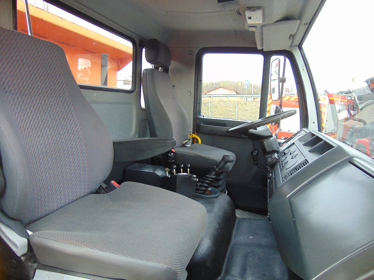 قلابات MAN 18-224 4x4 KIPER: صور 20