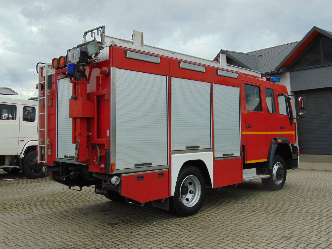 MAN LE14.260 4x4 MAGIRUS - المطافئ: صور 4 MAN LE14.260 4x4 MAGIRUS - المطافئ: صور 4