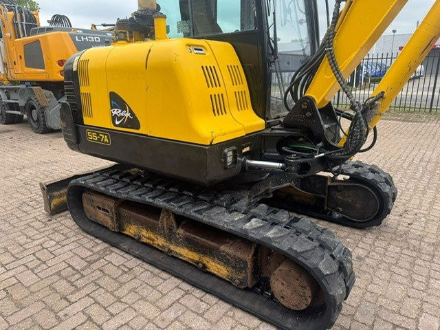Hyundai Robex 55-7 - حفارة مصغرة: صور 4 Hyundai Robex 55-7 - حفارة مصغرة: صور 4