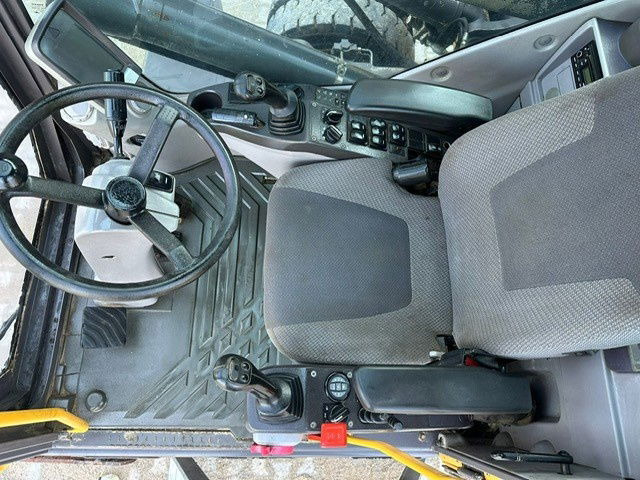 Volvo EW210D MH - حفارة النقل والشحن: صور 4 Volvo EW210D MH - حفارة النقل والشحن: صور 4