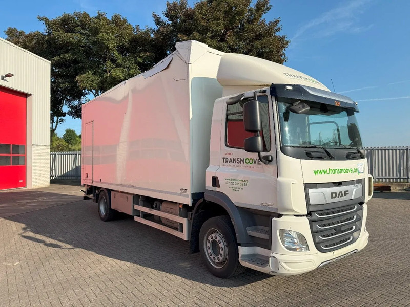 DAF CF 230 / ENGINE RUNNING / ONLY:286284 KM / ACC / LWDS / PLATFORM 2000 KG / 3SEATS / AUTOMATIC / EURO-6 / 2018 - بصندوق مغلق شاحنة: صور 2 DAF CF 230 / ENGINE RUNNING / ONLY:286284 KM / ACC / LWDS / PLATFORM 2000 KG / 3SEATS / AUTOMATIC / EURO-6 / 2018 - بصندوق مغلق شاحنة: صور 2