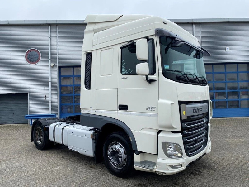 DAF XF106-460 / DOUBLE TANK / DEB / FRIDGE / 2XBED / AUTOMATIC / EURO-6 / 2014 - شاحنة جرار: صور 2 DAF XF106-460 / DOUBLE TANK / DEB / FRIDGE / 2XBED / AUTOMATIC / EURO-6 / 2014 - شاحنة جرار: صور 2