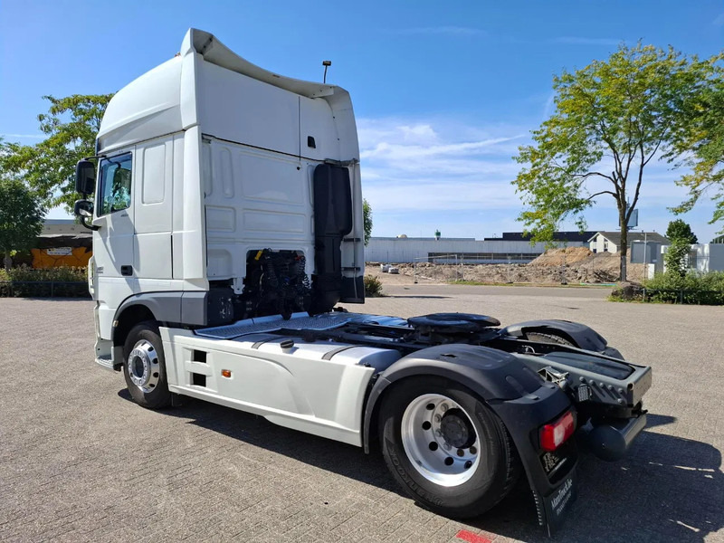 DAF XF106-460 / INTARDER / DOUBLE TANK / PARKCOOL / TUV:12-04-2026 / ACC / LWDS / ALCOA / AUTOMATIC / EURO-6 / 2017 - شاحنة جرار: صور 3 DAF XF106-460 / INTARDER / DOUBLE TANK / PARKCOOL / TUV:12-04-2026 / ACC / LWDS / ALCOA / AUTOMATIC / EURO-6 / 2017 - شاحنة جرار: صور 3