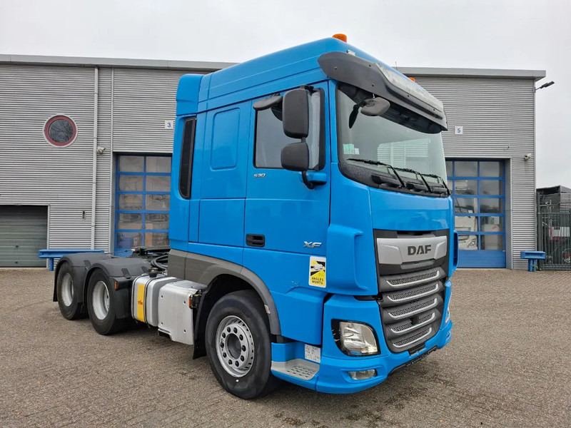 DAF XF106-530 / 6X4 / INTARDER / HYDRAULICS / ONLY:418213 KM / TUV:16-06-2026 / 44TON / LWDS / MANUAL / EURO-6 / 2018 - شاحنة جرار: صور 2 DAF XF106-530 / 6X4 / INTARDER / HYDRAULICS / ONLY:418213 KM / TUV:16-06-2026 / 44TON / LWDS / MANUAL / EURO-6 / 2018 - شاحنة جرار: صور 2