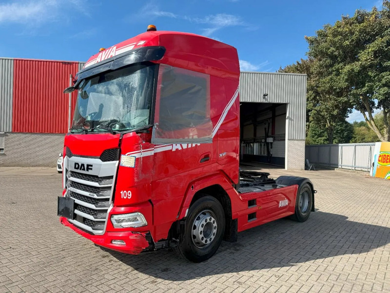 DAF XF450 FT / ENGINE RUNNING / ONLY:132521 KM / HYDRAULICS / DIGITAL DASH / DEB / HIGH CAB / AUTOMATIC / EURO-6 / 2024 - شاحنة جرار: صور 1 DAF XF450 FT / ENGINE RUNNING / ONLY:132521 KM / HYDRAULICS / DIGITAL DASH / DEB / HIGH CAB / AUTOMATIC / EURO-6 / 2024 - شاحنة جرار: صور 1