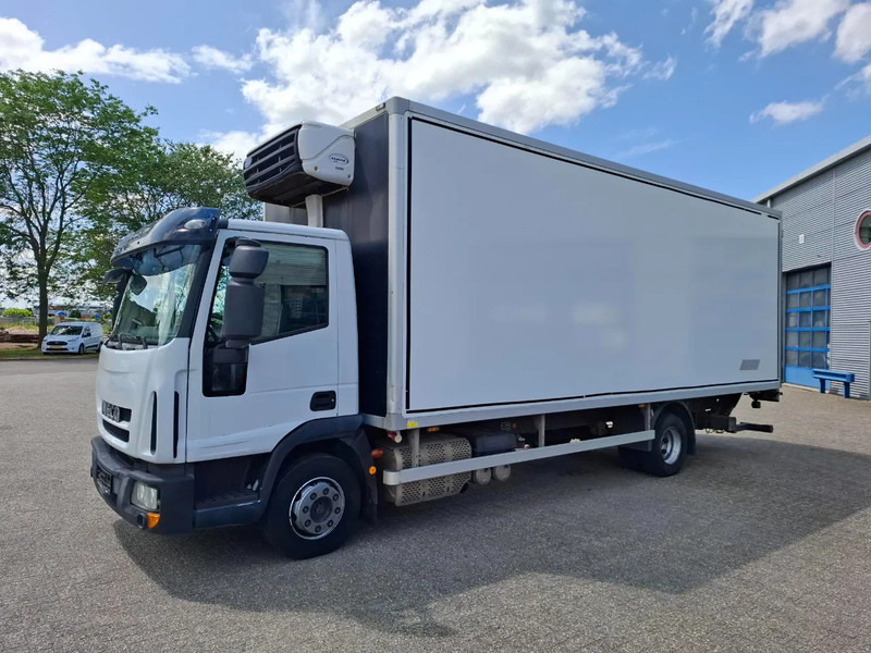 Iveco EuroCargo 120 / COOL TRUCK / CARRIER XARIOS 600 / PLATFORM 2000KG / ONLY:340634 KM / AIRCO / MANUAL / EURO-6 / 2014 - متساوي شاحنة: صور 1 Iveco EuroCargo 120 / COOL TRUCK / CARRIER XARIOS 600 / PLATFORM 2000KG / ONLY:340634 KM / AIRCO / MANUAL / EURO-6 / 2014 - متساوي شاحنة: صور 1