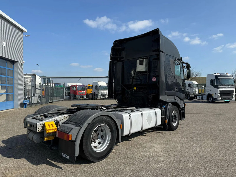 Iveco Stralis 500 / INTARDER / PARKCOOL / FRIDGE / 2XBED / AIRCO / SMART TACHO / AUTOMATIC / EURO-4 / 2008 - شاحنة جرار: صور 5 Iveco Stralis 500 / INTARDER / PARKCOOL / FRIDGE / 2XBED / AIRCO / SMART TACHO / AUTOMATIC / EURO-4 / 2008 - شاحنة جرار: صور 5