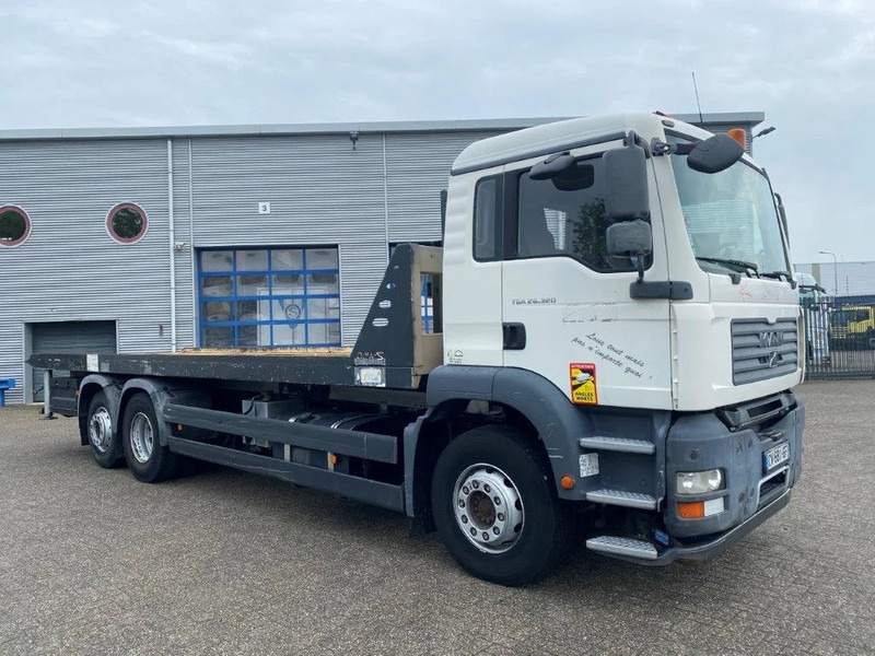 MAN TGA26.320 / SLIDING PLATEAU / WINCH / LIFT AXLE / MACHINE CARRIER / MANUAL / EURO-4 / 2007 - شاحنات مسطحة: صور 4 MAN TGA26.320 / SLIDING PLATEAU / WINCH / LIFT AXLE / MACHINE CARRIER / MANUAL / EURO-4 / 2007 - شاحنات مسطحة: صور 4