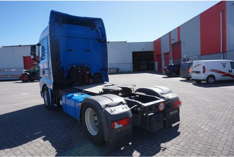 MAN TGX 18.400 / AUTOMATIC / DOUBLE TANK / ENGINE PROBLEMS / EURO-6 / 2016 - شاحنة جرار: صور 3 MAN TGX 18.400 / AUTOMATIC / DOUBLE TANK / ENGINE PROBLEMS / EURO-6 / 2016 - شاحنة جرار: صور 3