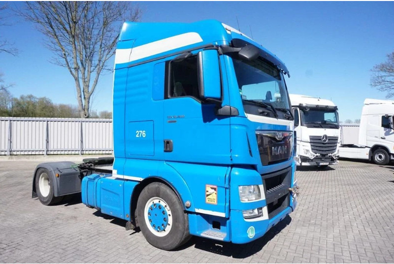 MAN TGX 18.400 / AUTOMATIC / DOUBLE TANK / ENGINE PROBLEMS / EURO-6 / 2016 - شاحنة جرار: صور 2 MAN TGX 18.400 / AUTOMATIC / DOUBLE TANK / ENGINE PROBLEMS / EURO-6 / 2016 - شاحنة جرار: صور 2