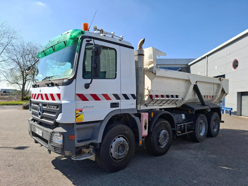 Mercedes-Benz ACTROS 4144 / 8X4 / RETARDER / BIG AXLE / FULL-STEEL / DRUM BRAKES / TUV:17-10-2025 / AIRCO / EURO-4 / 2007 - قلابات: صور 2 Mercedes-Benz ACTROS 4144 / 8X4 / RETARDER / BIG AXLE / FULL-STEEL / DRUM BRAKES / TUV:17-10-2025 / AIRCO / EURO-4 / 2007 - قلابات: صور 2