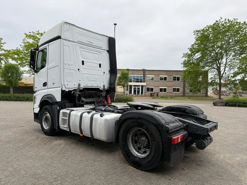 Mercedes-Benz Actros 1945 / HYDRAULICS / LWDS / AIRCO / SMART TACHO / 2XBED / FRIDGE / AUTOMATIC / EURO-6 / 2019 - شاحنة جرار: صور 3 Mercedes-Benz Actros 1945 / HYDRAULICS / LWDS / AIRCO / SMART TACHO / 2XBED / FRIDGE / AUTOMATIC / EURO-6 / 2019 - شاحنة جرار: صور 3