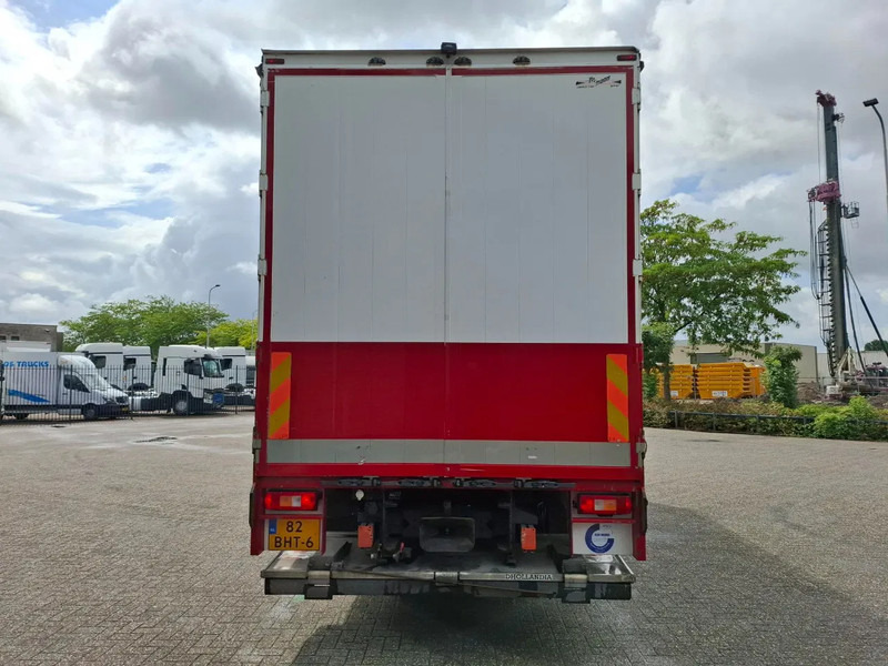 Renault T470 / CLEAN NL TRUCK / SLIDING ROOF / CURTAIN SAILS / SMART TACHO / ACC / LWDS / PLATFORM 2000KG / FRIDGE / AUTOMATIC / EURO-6 - بصندوق مغلق شاحنة: صور 4 Renault T470 / CLEAN NL TRUCK / SLIDING ROOF / CURTAIN SAILS / SMART TACHO / ACC / LWDS / PLATFORM 2000KG / FRIDGE / AUTOMATIC / EURO-6 - بصندوق مغلق شاحنة: صور 4